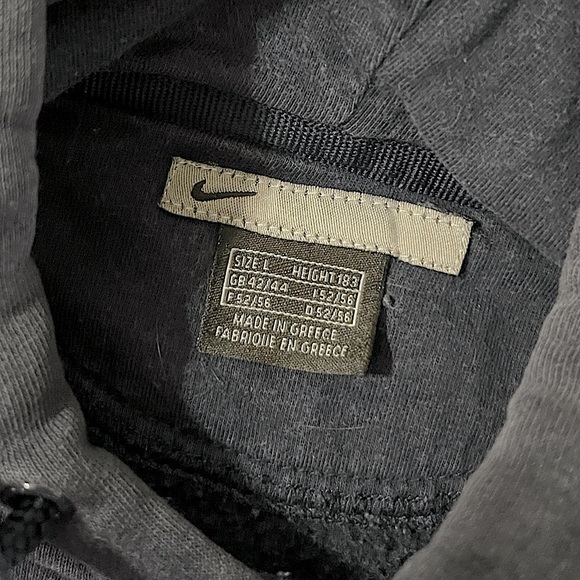 vintage nike y2k embroidered swoosh pullover hoodie - Picture 6 of 8